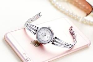 Montre élégante pour femme en cristal, bracelet en acier, montre-bracelet à quartz - Product Image 6