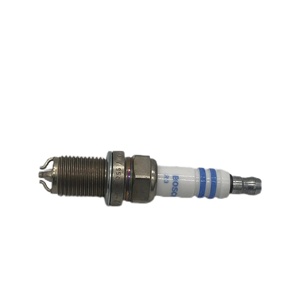 Pièces de réparation d'allumage automatique de haute qualité en usine OE 12120037607 93190944 pour bougie d'allumage Bosch pour Land Rover pour <span class=keywords><strong>BMW</strong></span> Min - Product Image 3