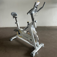Vélo de spinning FANPAO-816 en acier inoxydable avec volant d'inertie de 6 kg et écran LCD pour usage domestique/salle de sport - Vente directe d'usine