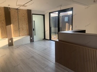 Maison conteneur extensible à 2 étages avec panneaux sandwich, 2 chambres, prête à être expédiée, 40 pieds, design moderne préfabriqué, entièrement décorée