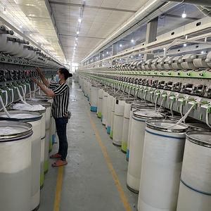 Hilo Mezclado al por Mayor de Vietnam Ne 6s/1 35% Algodón Reciclado + 65% Poliéster Reciclado de Extremo Abierto de Baja Torsión Fácil de Usar para Tejer - Product Image 4