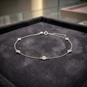 Hermosa Pulsera de Cadena con Bisel de Zafiro Azul y Oro Clásico, Elegante y a la Moda, para Mujeres y Niñas, Ideal para Bodas y Fiestas - Product Image 3
