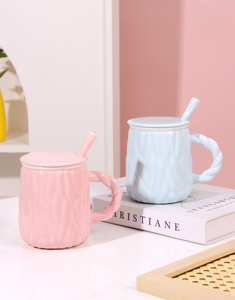 Tasse à eau personnalisée, mignonne et adorable, tasse à boire, tasse en céramique personnalisée, tasse à café avec couvercle et cuillère - Product Image 4