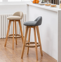 Tabourets de comptoir de cuisine en bois massif classique rustique nordique à dossier bas, chaise de bar pivotante, repose-pieds