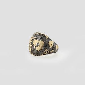 Anillo de Sello Personalizado con Dragón para Hombre, Grabado a Mano en Oro, Estilo Oriental, Anillo de Diseño, Pieza de Joyería Vintage y Audaz - Product Image 3