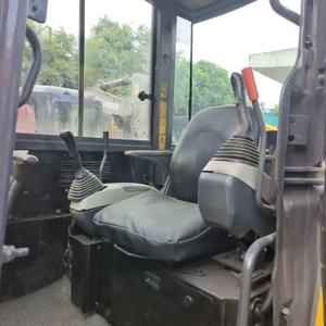 Komatsu pc55 mini pelle d'occasion Komatsu PC 55 petite pelle sur chenilles avec chenilles en caoutchouc PC 55 pelle sur chenilles - Product Image 2