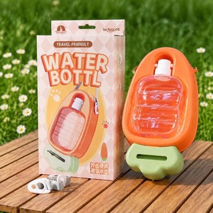 Bouteille d'eau portable pour chien en forme de carotte - Grande capacité, gourde d'hydratation pour animaux de compagnie en extérieur - Product Image 3
