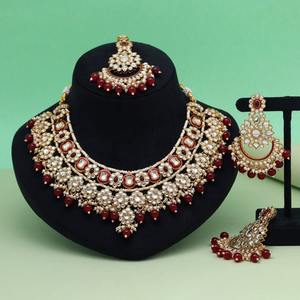 Vente chaude élégant Kundan collier boucle d'oreille Maangtikka lourd trois pièces ensemble ventes directes d'usine beaux bijoux de mode - Product Image 1