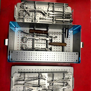 Juego de Fragmentos Pequeños - Instrumentos Quirúrgicos Reutilizables Manuales de Acero Inoxidable de Primera Calidad - Product Image 1