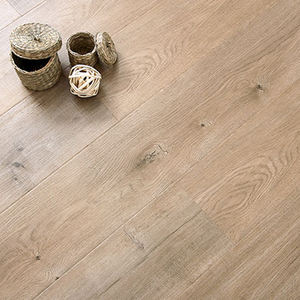 Plancher en bois d'ingénierie de luxe en hickory, design moderne, finition lisse imperméable pour cuisine et salle de bain - Product Image 1