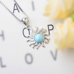 Colgante Vibrante con Remolino de Larimar y Efecto <span class=keywords><strong>Sol</strong></span> - Gema Azul Cielo Océano y Rayos Plateados Ondulados |   Joyería de Moda de Verano, Regalos al por Mayor - Product Image 6