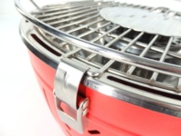 Barbecue au charbon de bois portable, fabrication directe d'usine OEM, finition peinte en poudre, télécommande, construction en fer, utilisation sur table, 2-3 personnes