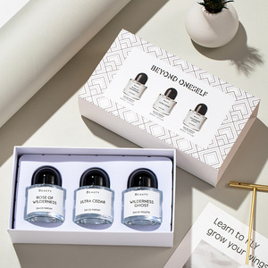 Juego de Regalo de 4 Perfumes de Lujo para Mujer, Fragancia Floral de Larga Duración, Colección Flower Story, Caja de Regalo Romántica, Tamaño Regular - Product Image 5