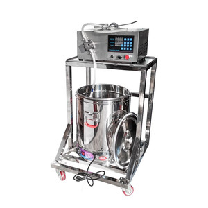 <span class=keywords><strong>Machine</strong></span> de remplissage quantitative de liquides pour bougies / <span class=keywords><strong>Machine</strong></span> de remplissage de <span class=keywords><strong>cire</strong></span> par pompe / <span class=keywords><strong>Machine</strong></span> de chauffage et de remplissage de <span class=keywords><strong>cire</strong></span> pour bougies - Product Image 5