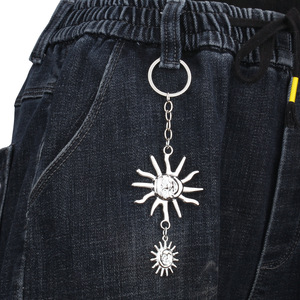 Metal Sun And Moon Pendant <b>Keychain</b> Zinc Alloy Fashion Decorative Accessory <b>Personal</b> Gift - Product Image 4
