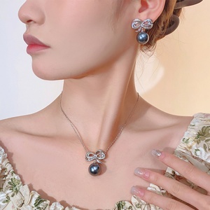Delicate Eco-friendly Grey <b>Pearl</b> Jewelry <b>Set</b> 16mm/14mm <b>Pearl</b> Bow Knot Design Gold Plated Necklace Earrings <b>Set</b> for Women - Product Image 3