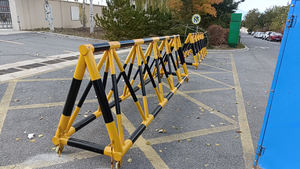 Barriere Stradali Mobili Personalizzabili Direttamente dalla Fabbrica, Barriera Antiurto in Alluminio Anticorrosione, Gestione del Traffico di Qualità Premium - Product Image 3