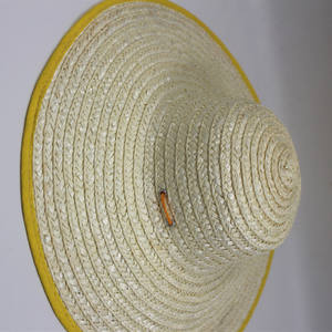 Sombrero de Paja Unisex Blanco Blanqueado con Borde Ancho Amarillo, Sombrero de Verano para Playa y Protección Solar - Product Image 3