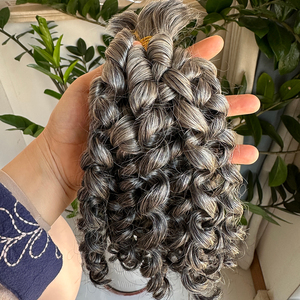 <span class=keywords><strong>Capelli</strong></span> umani vergini in ciocche, colore 1B grigio <span class=keywords><strong>sale</strong></span> e pepe, texture riccia per intrecciare. - Product Image 4