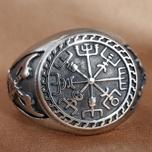 Bague boussole en acier titane pour homme, design géométrique argenté, style punk, bijou cadeau 213048 - Product Image 1