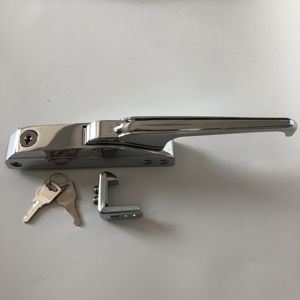 <span class=keywords><strong>Poignée</strong></span> <span class=keywords><strong>de</strong></span> <span class=keywords><strong>porte</strong></span> CT-1200 avec loquet mécanique pour congélateur, réfrigérateur, four et chambre froide - Product Image 1