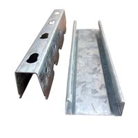 Panneaux en fibrociment, profilés de plafond en métal galvanisé