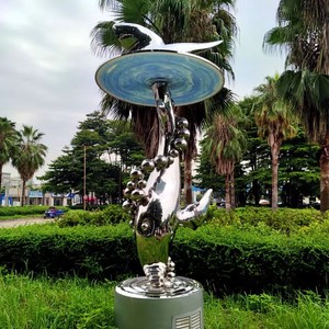 Sculpture Moderne Abstraite en Acier Inoxydable SENZHAO, Plaqué Argent Poli, Décoration Artistique, Forme Irrégulière, pour Jardin et Extérieur - Product Image 1