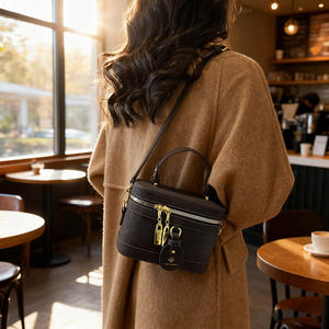 Bolso de Mujer Transfronterizo, Bolso de Mano Premium de Nicho, Bolso Tipo Cubo Vintage, Bolso Bandolera - Product Image 3