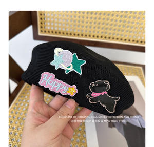 Haute qualité rose <span class=keywords><strong>petit</strong></span> chien <span class=keywords><strong>béret</strong></span> femmes polyvalent Style rétro tricoté lin artiste chapeau perle eau diamant fleur pour les fêtes - Product Image 2