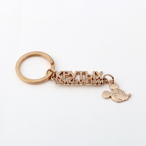 Etiqueta Metálica Personalizada con Logotipo Grabado, Llavero Metálico Personalizado, Etiquetas Metálicas Colgantes para Bolsos - Product Image 5