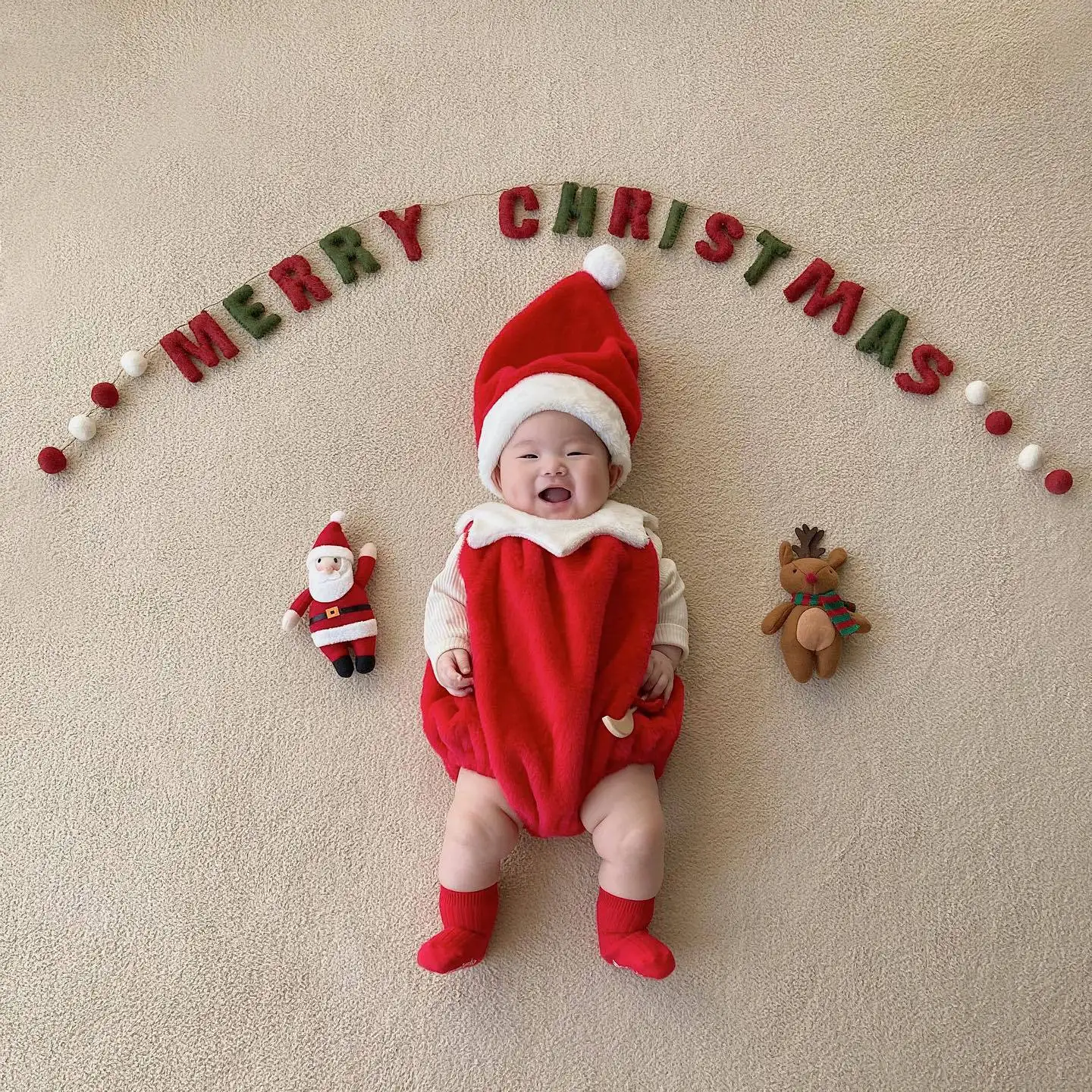 Navidad 2023 nuevo Otoño Invierno viento infantil y niño pequeño gateando ropa roja Linda ropa de bebé Bebé y bolsa de Bebé Ropa de pedo