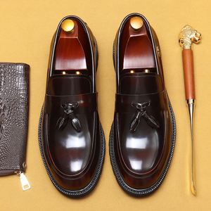 Mocassins en cuir véritable pour hommes, bout rond, à pampilles, à enfiler, semelle en caoutchouc, amortis, toutes saisons, chaussures décontractées et habillées - Product Image 3