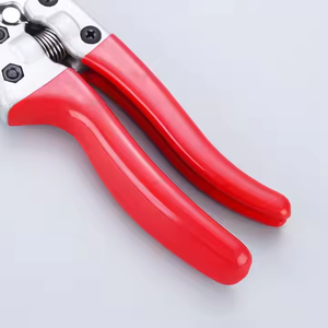 Sécateur pliant en plastique souple antidérapant pour le jardinage et l'élagage des branches - Product Image 3