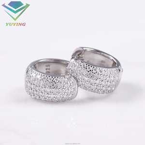 Boucles d'oreilles créoles 5 rangs en argent 925 plaqué or 18 carats, serties de moissanite VVS certifiée GRA, taille brillant rond, style hip-hop unisexe - Product Image 2