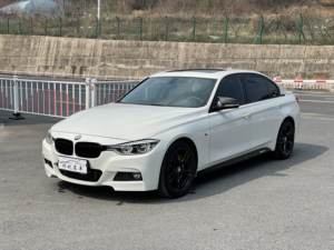 <span class=keywords><strong>BMW</strong></span> <span class=keywords><strong>Serie</strong></span> 3 2019 320Li <span class=keywords><strong>M</strong></span> Paquete deportivo Exportación profesional de automóviles de segunda mano con <span class=keywords><strong>precio</strong></span> favorable - Product Image 3