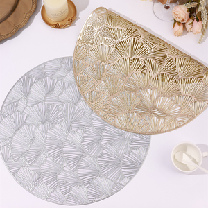 Napperons et <span class=keywords><strong>tapis</strong></span> ronds en PVC feuille d'or 38 cm, directement de l'usine, en vinyle pressé, lavables et imperméables pour la décoration de table à manger - Product Image 4