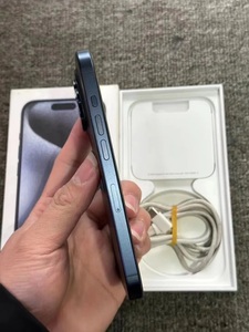 Un gran <span class=keywords><strong>numero</strong></span> <span class=keywords><strong>di</strong></span> telefoni cellulari usati 15 Pro 5G smartphone per 15 Pro 256G 512G - Product Image 5