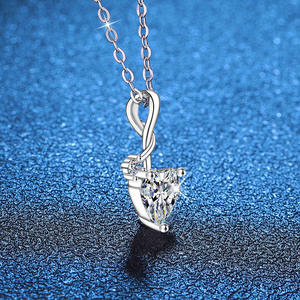 Pendentif en moissanite XL217, pendentif simple en forme de cœur, moissanite 1 carat, collier en argent léger et luxueux - Product Image 2