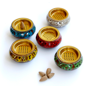 Quemador de Incienso de Cerámica Multicolor con Base de Metal Dorado, Estilo Antiguo, Nuevo de Fábrica - Product Image 2