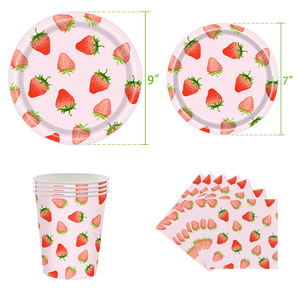 Yunik Strawberry <b>Tablecloth</b> 137x274cm Plastic <b>Disposable</b> For Birthday Parties Children's Day Valentine's Day - Product Image 5