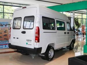 <span class=keywords><strong>IVECO</strong></span> <span class=keywords><strong>Daily</strong></span> 2025 Minibús 2.5T Furgoneta de Pasajeros Diésel Turbo Manual Interior Oscuro 5 Asientos MPV Nuevo - Product Image 5