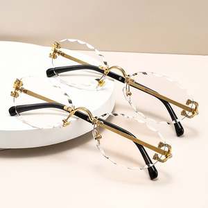 Gafas de Sol Personalizadas con Logotipo, Moda Retro 2025, Color Cambiante, Estilo Punk, Protección UV400, Sin Montura, Fotocromáticas, Ovaladas, para Hombre y Mujer - Product Image 2