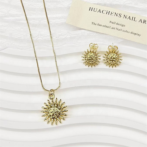 Collar de <span class=keywords><strong>Cadena</strong></span> con Eslabones de Corazón de Cobre Chapado en Oro <span class=keywords><strong>FM</strong></span>-LAN1133, Collar con Corazón Hueco Grueso, Estética Y2K, Joyería Dulce y Moderna, Regalo - Product Image 4