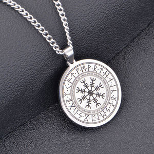 Collana da <span class=keywords><strong>Uomo</strong></span> con Ciondolo Runa Vichinga di Odino in Acciaio Inox Placcato Oro 18K, Accessorio Moda Hip Hop Punk - Product Image 2