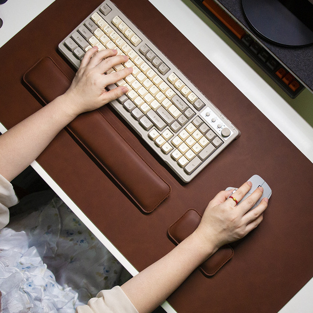 Crazy Horse Pattern Mouse Pad, Keyboard Hand Rest, Three-piece Set, Leather Wrist Rest, Memory Foam Hand Rest, Wrist Guard Pad
