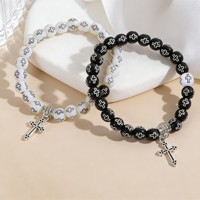 Bracelet croix assorti pour couple, perles noires et blanches, pendentif crucifix chrétien, bracelet religieux extensible, cadeau bijou