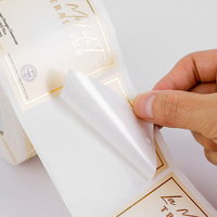 Autocollants de bouteille en vinyle imperméables personnalisés résistant à l'huile anti-rayures étiquettes de logo rondes adhésives fortes pour shampooing parfum