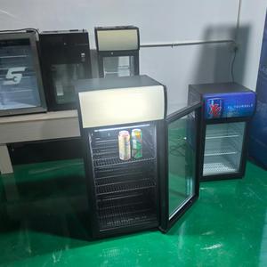 Refrigerador Pequeño de <span class=keywords><strong>80</strong></span> <span class=keywords><strong>Litros</strong></span>, Mini <span class=keywords><strong>Nevera</strong></span> Portátil para Hotel, Hogar y Automóvil - Product Image 2