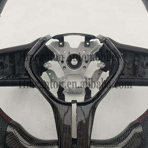Volant de direction pratique en fibre de carbone perforée avec surpiqûres rouges et bande supérieure pour Infiniti Q50 – Vente chaude - Product Image 2