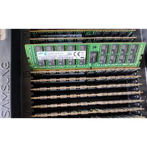 Módulo de Memoria DDR4 32G 2RX4 PC4-2133P-REG ECC M393A4K40BB0-CPB0Q - Product Image 3